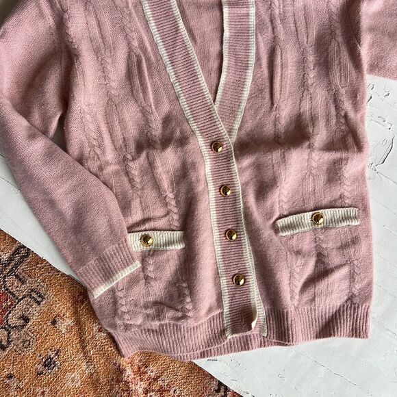 Vintage lambs wool rabbit hair small varsity pink sweater, rare fabric 80s era - Picture 3 of 5